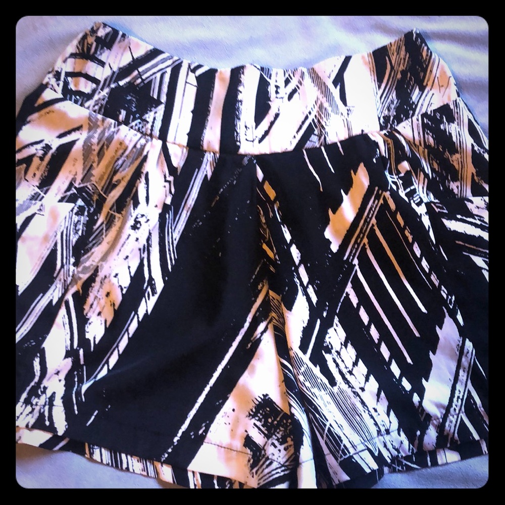 Never Worn Mink Pink Summer Shorts
